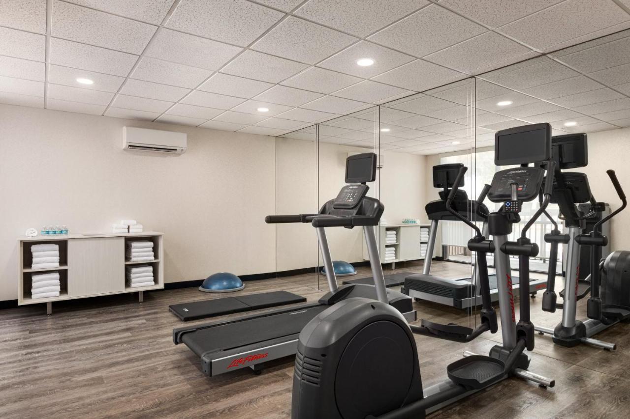 Holiday Inn Express Vero Beach-West I-95 By Ihg Eksteriør billede