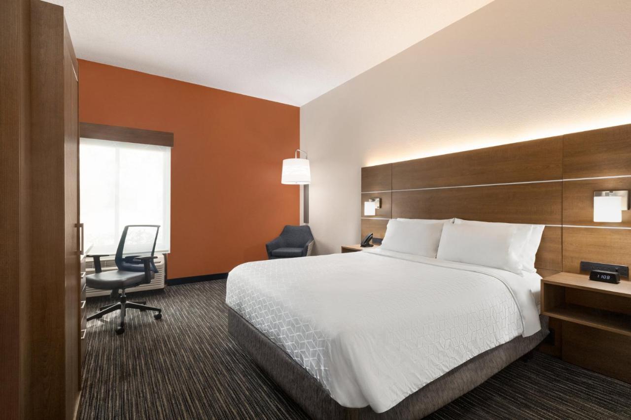 Holiday Inn Express Vero Beach-West I-95 By Ihg Eksteriør billede