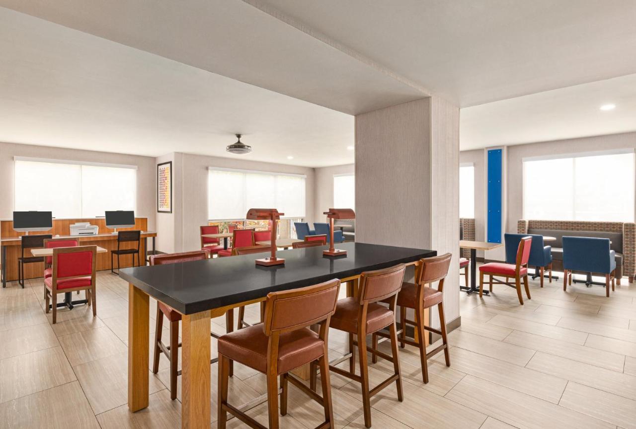 Holiday Inn Express Vero Beach-West I-95 By Ihg Eksteriør billede
