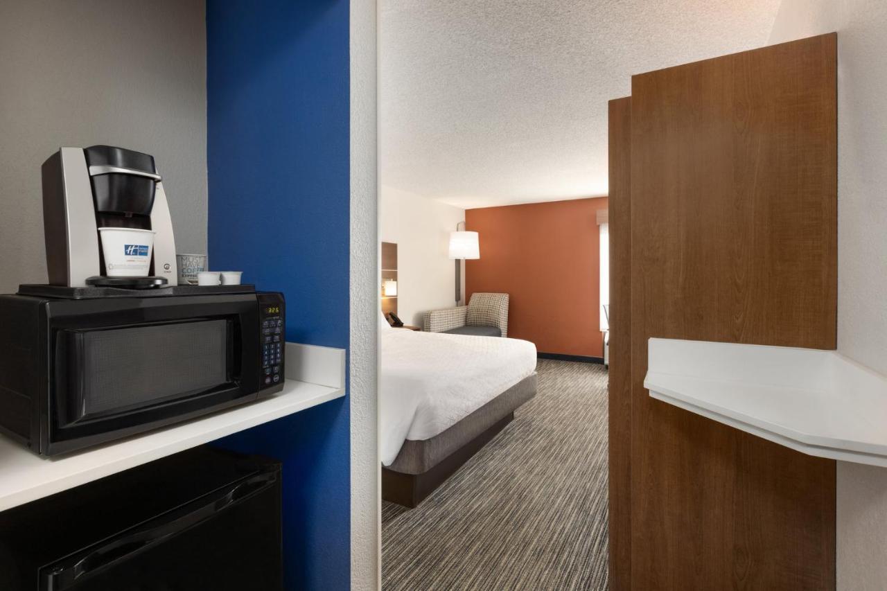 Holiday Inn Express Vero Beach-West I-95 By Ihg Eksteriør billede