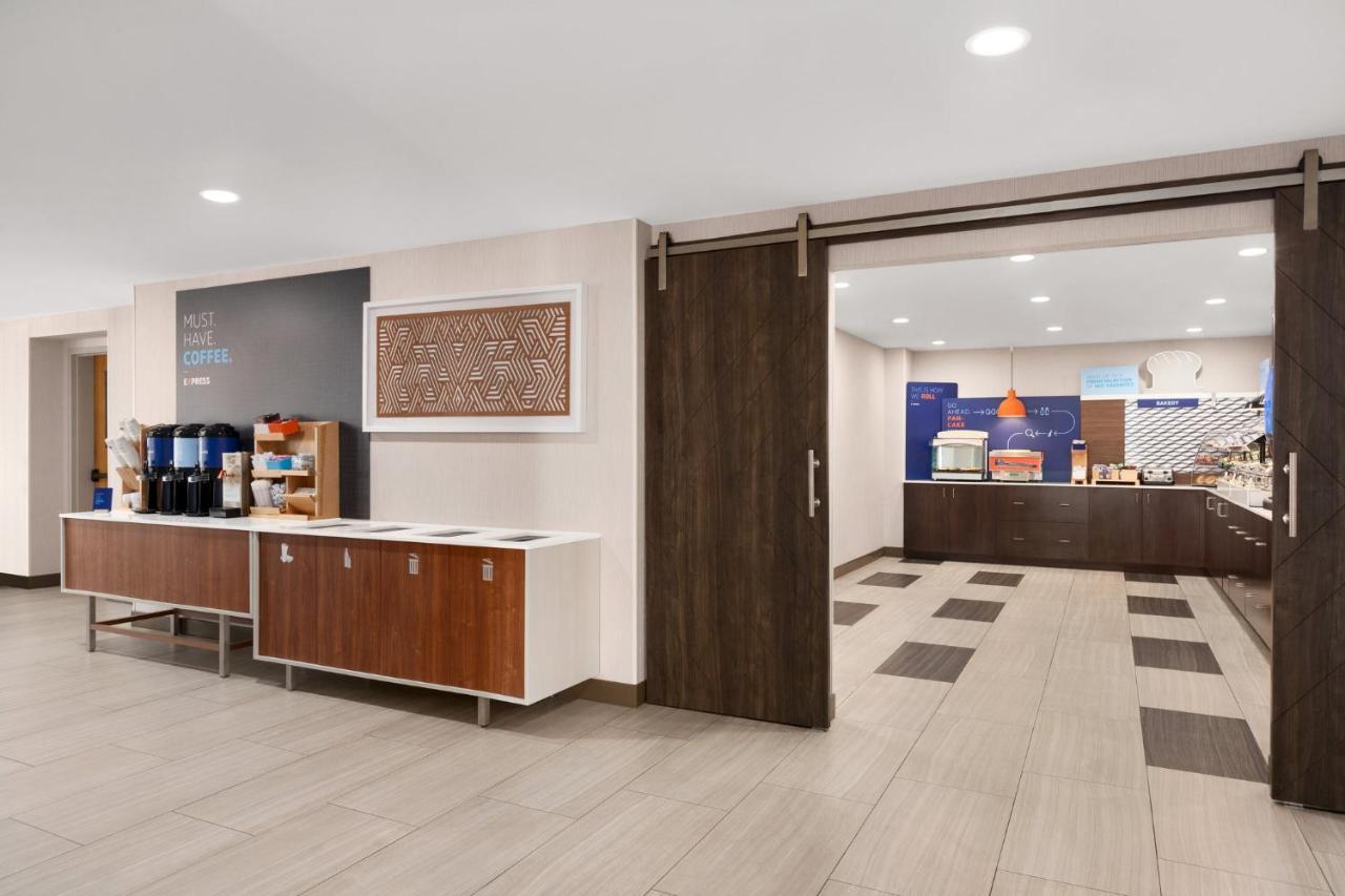 Holiday Inn Express Vero Beach-West I-95 By Ihg Eksteriør billede
