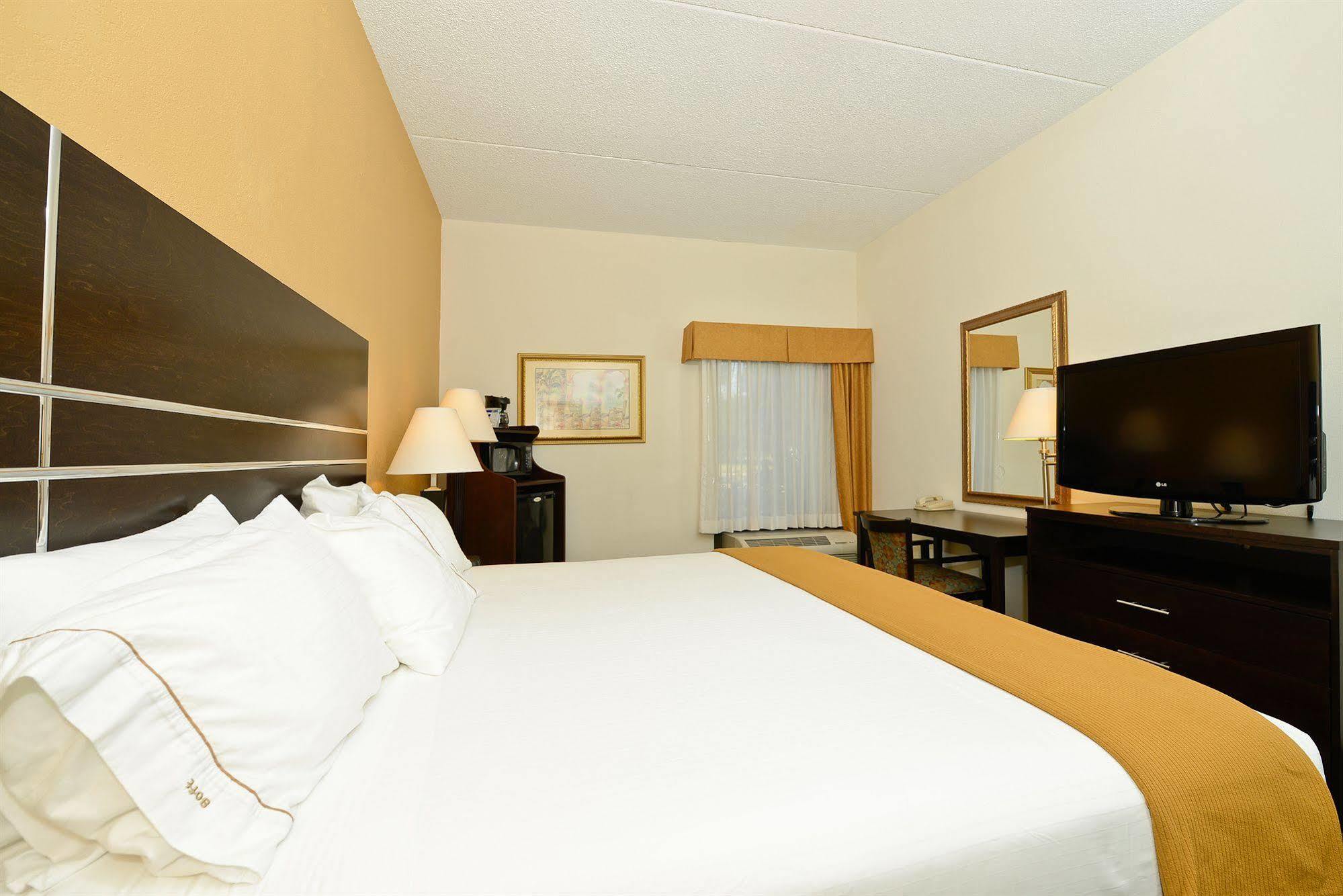 Holiday Inn Express Vero Beach-West I-95 By Ihg Eksteriør billede